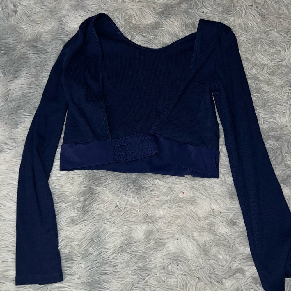 Victoria secret long sleeve top - Picture 10 of 10